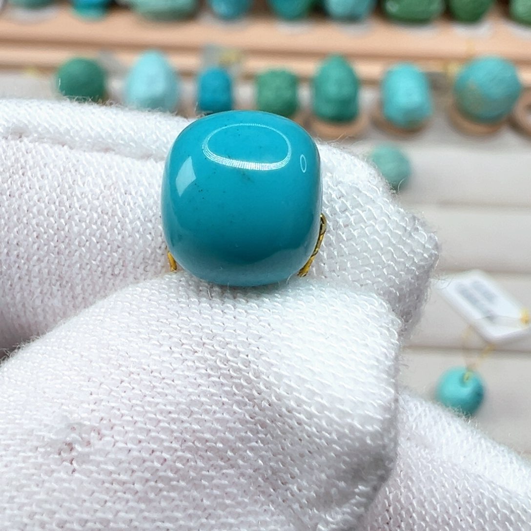 绿松石配饰未镶嵌