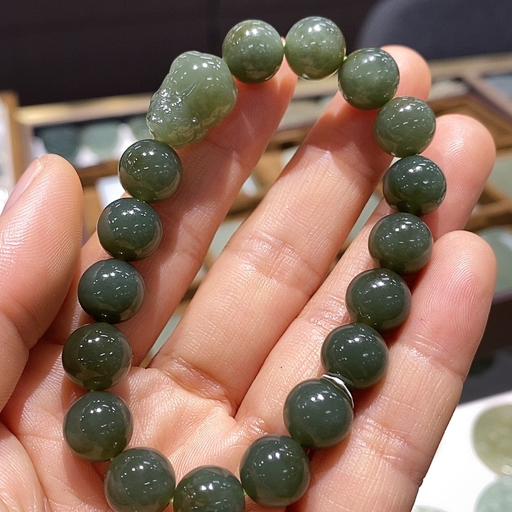 和田玉未镶嵌手链