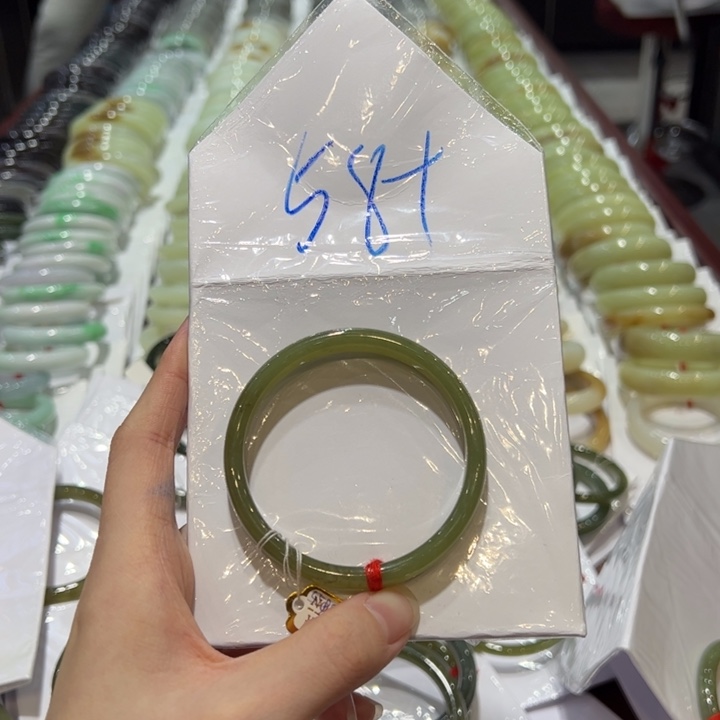 和田玉（糖玉）手镯未镶嵌丑*丫