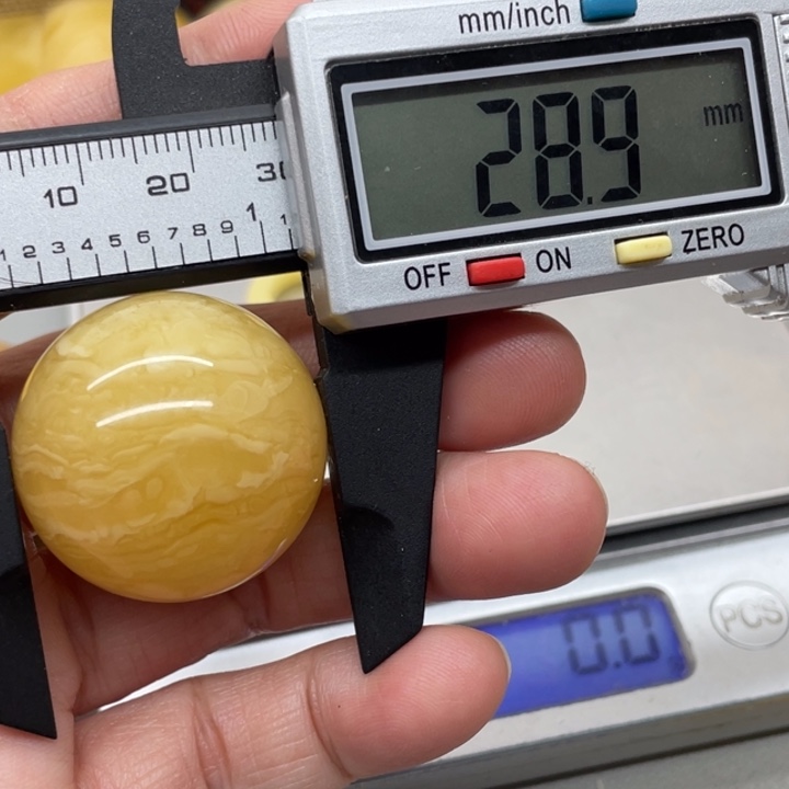 琥珀裸石未镶嵌蜜蜡