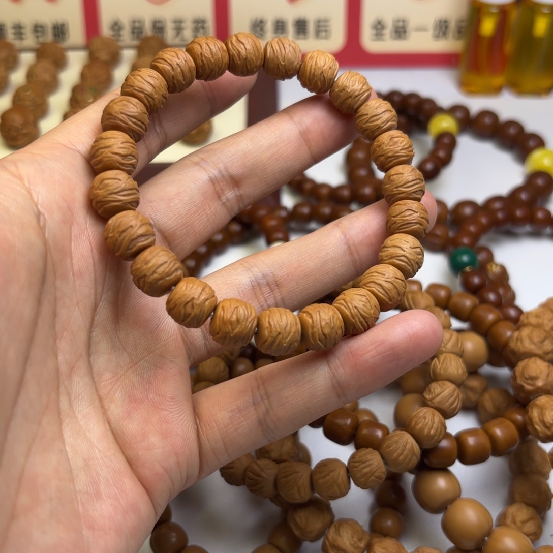 猴头核桃手串猴头全品破茧重生雕刻精品