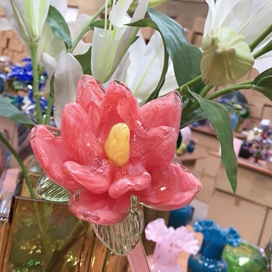 琉璃花瓶高45厘米宽9厘米