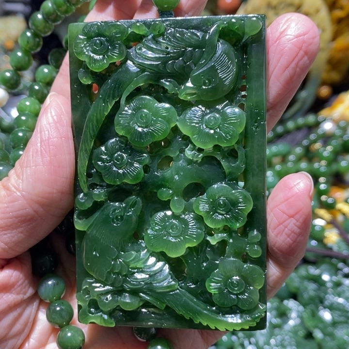 和田玉（碧玉）颈饰未镶嵌