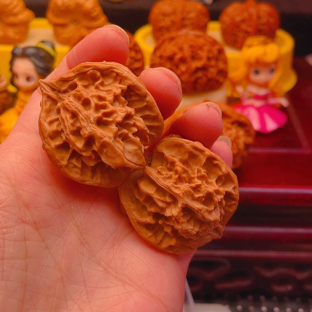 文玩核桃吊坠巳**意36全品三棱