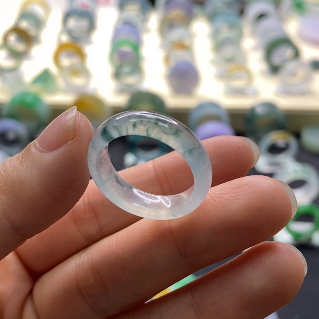 翡翠戒指未镶嵌圈口18