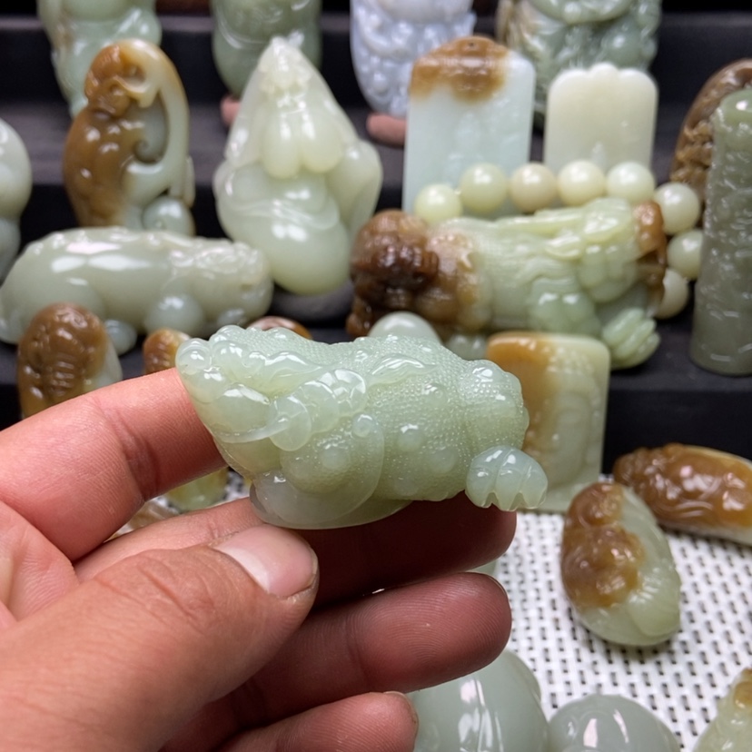 【闪购商品】和田玉未镶嵌把件