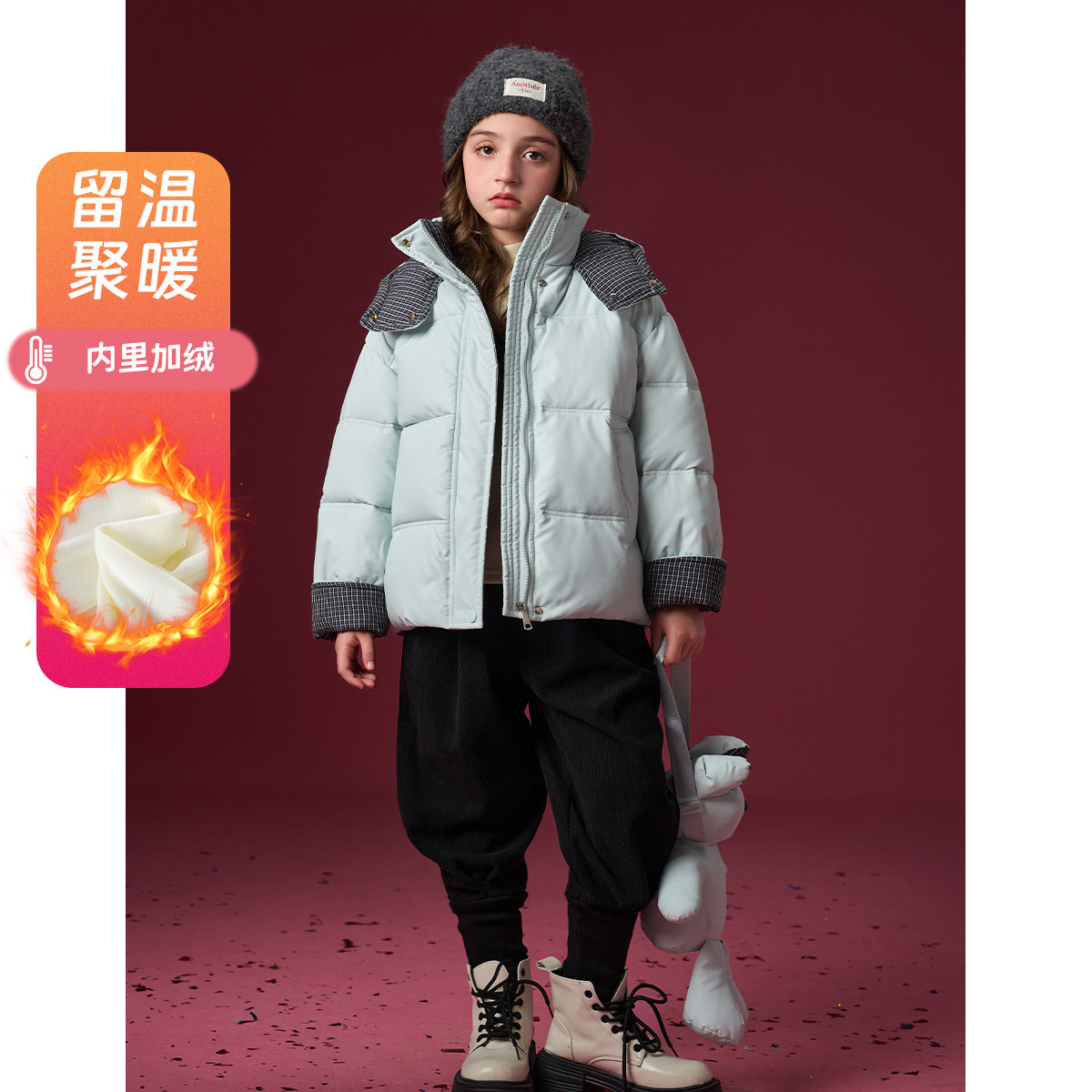 梦特娇女童格纹拼接免洗PU皮棉服冬季中大童加绒保暖连帽外套D161