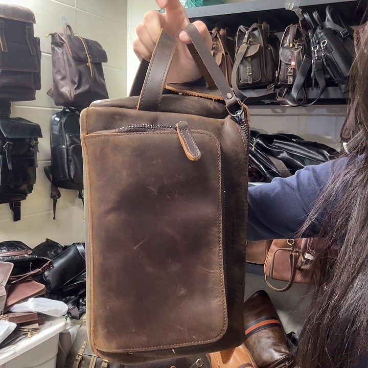 小牛皮（革）疯马皮洗漱包