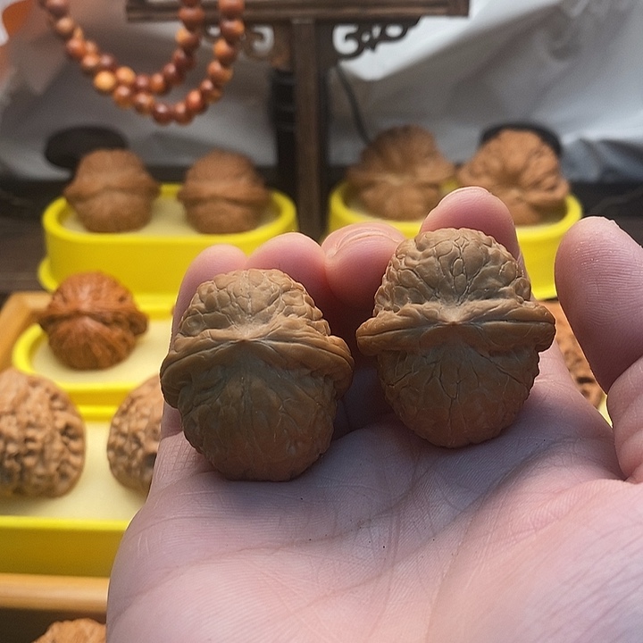 吊坠文玩核桃栗子