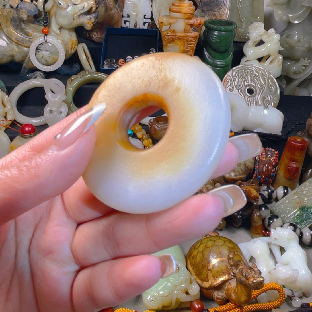 和田玉挂件未镶嵌13