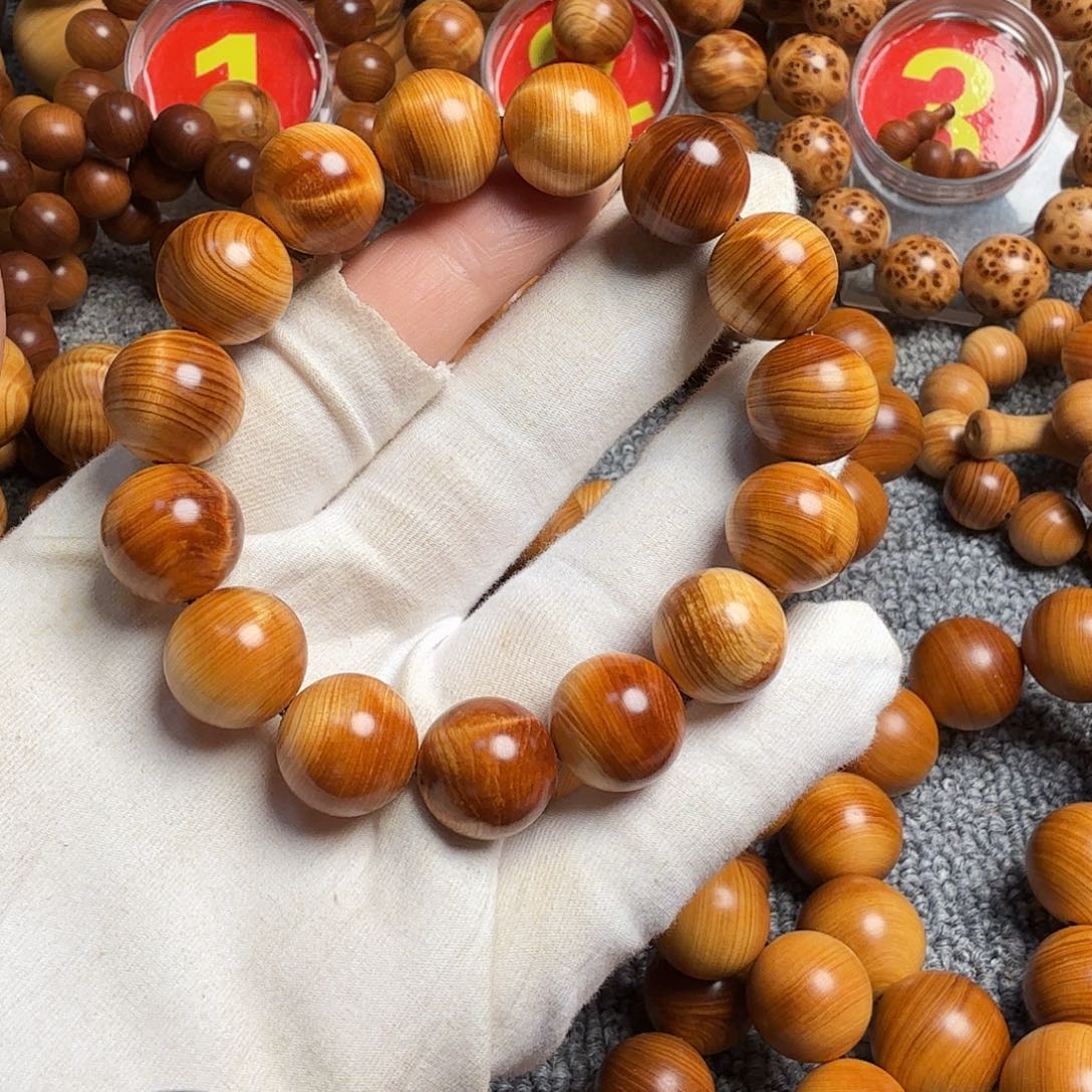 柏木（崖柏）太行崖柏1.5红油闪电