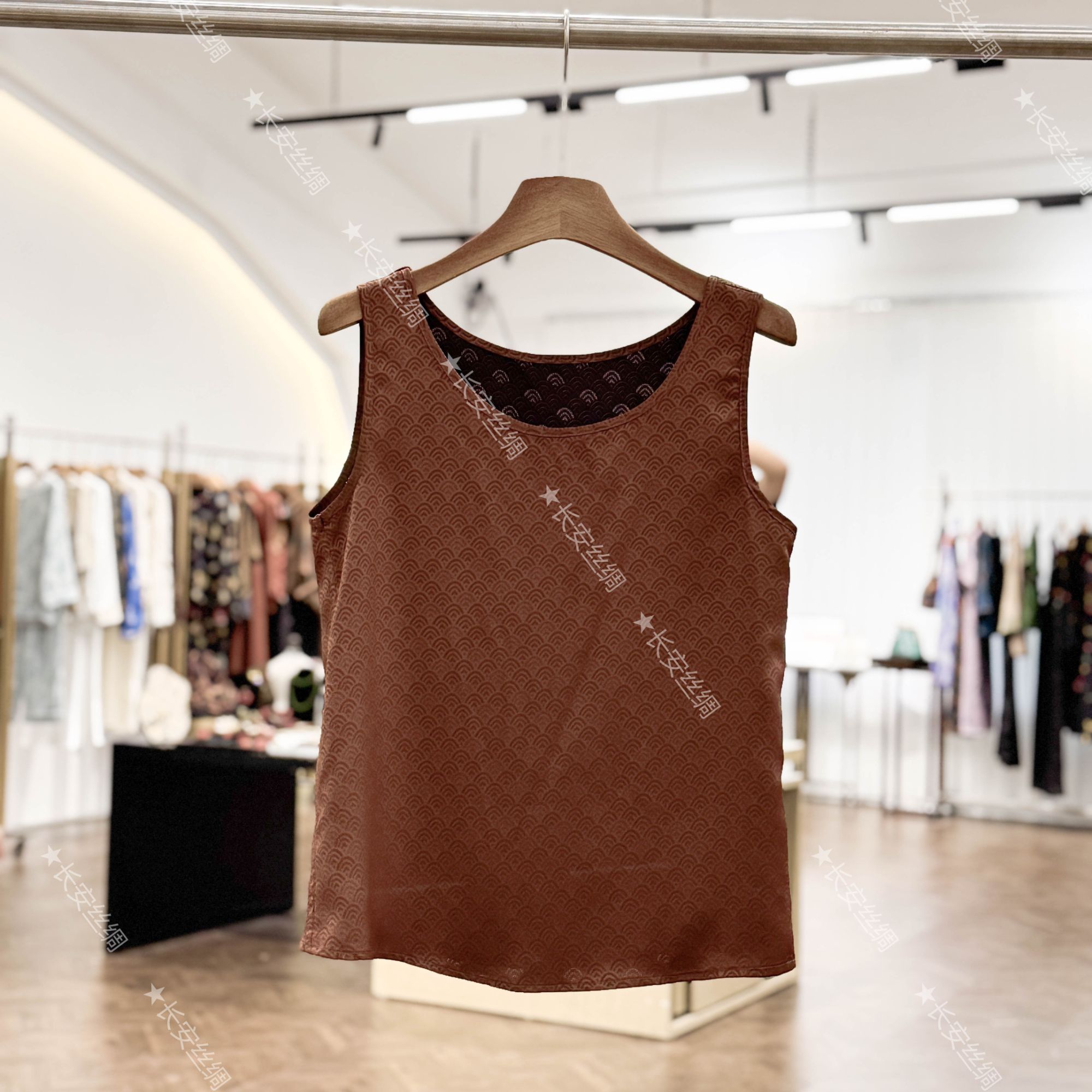 双面双穿 新中式百搭绸缎花萝双面穿背心FY5021501