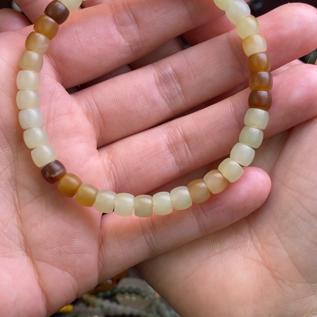 和田玉手链未镶嵌