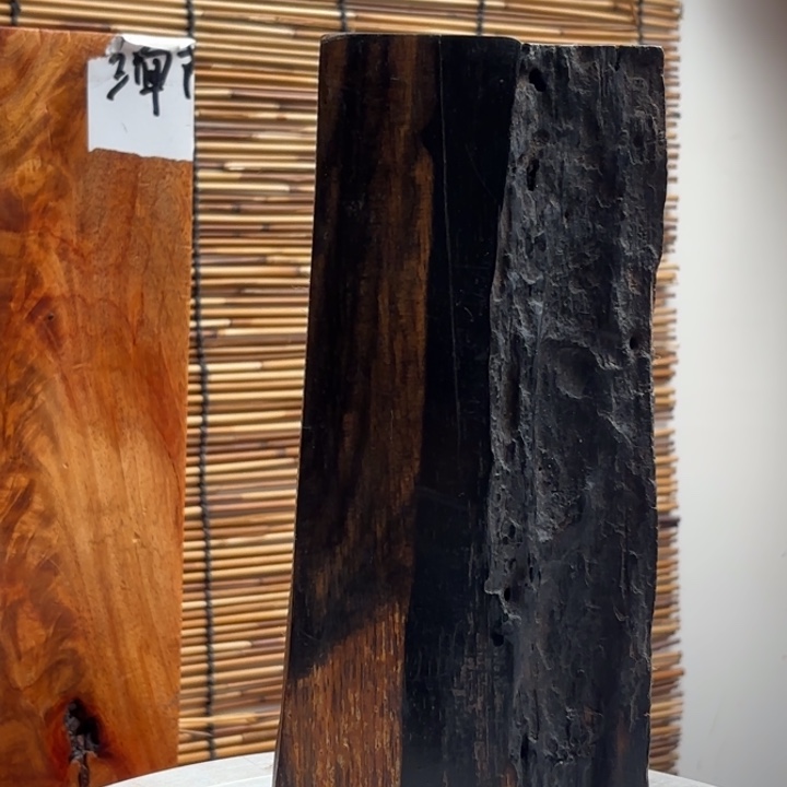 庸***扰大叶紫檀（黑酸枝木类）