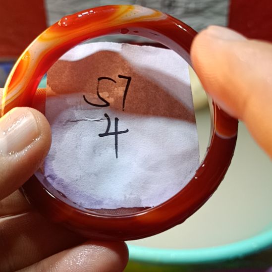 玛瑙/玉髓手镯未镶嵌