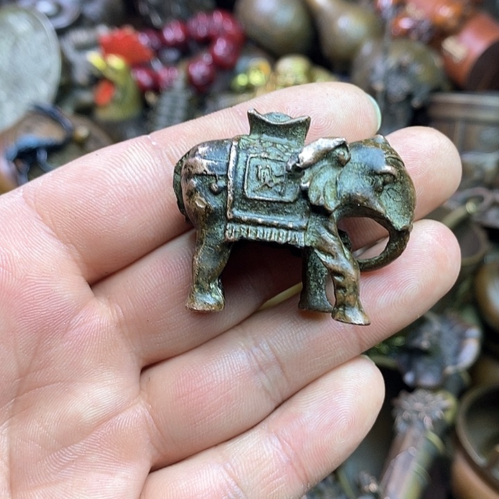 平平安安健健康康