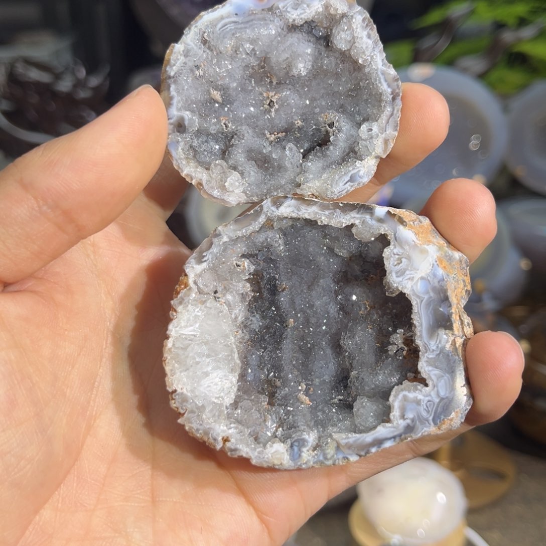 未镶嵌聚宝盆玛瑙/玉髓