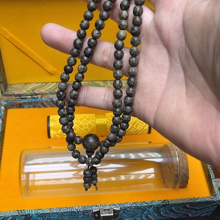 大叶紫檀（黑酸枝木类）