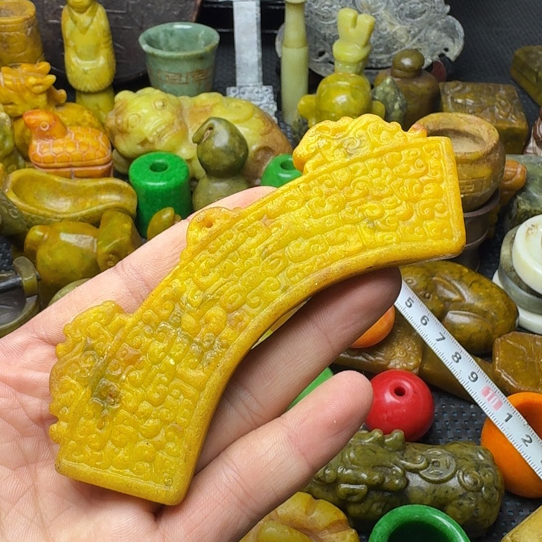 白玉菩提吊坠。。。