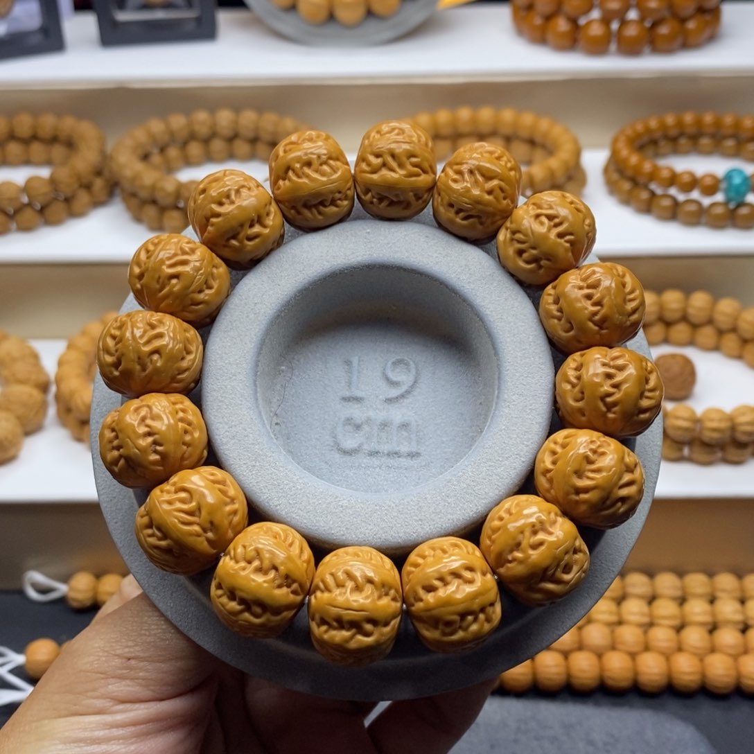 猴头核桃手串肉筋八棱18mm