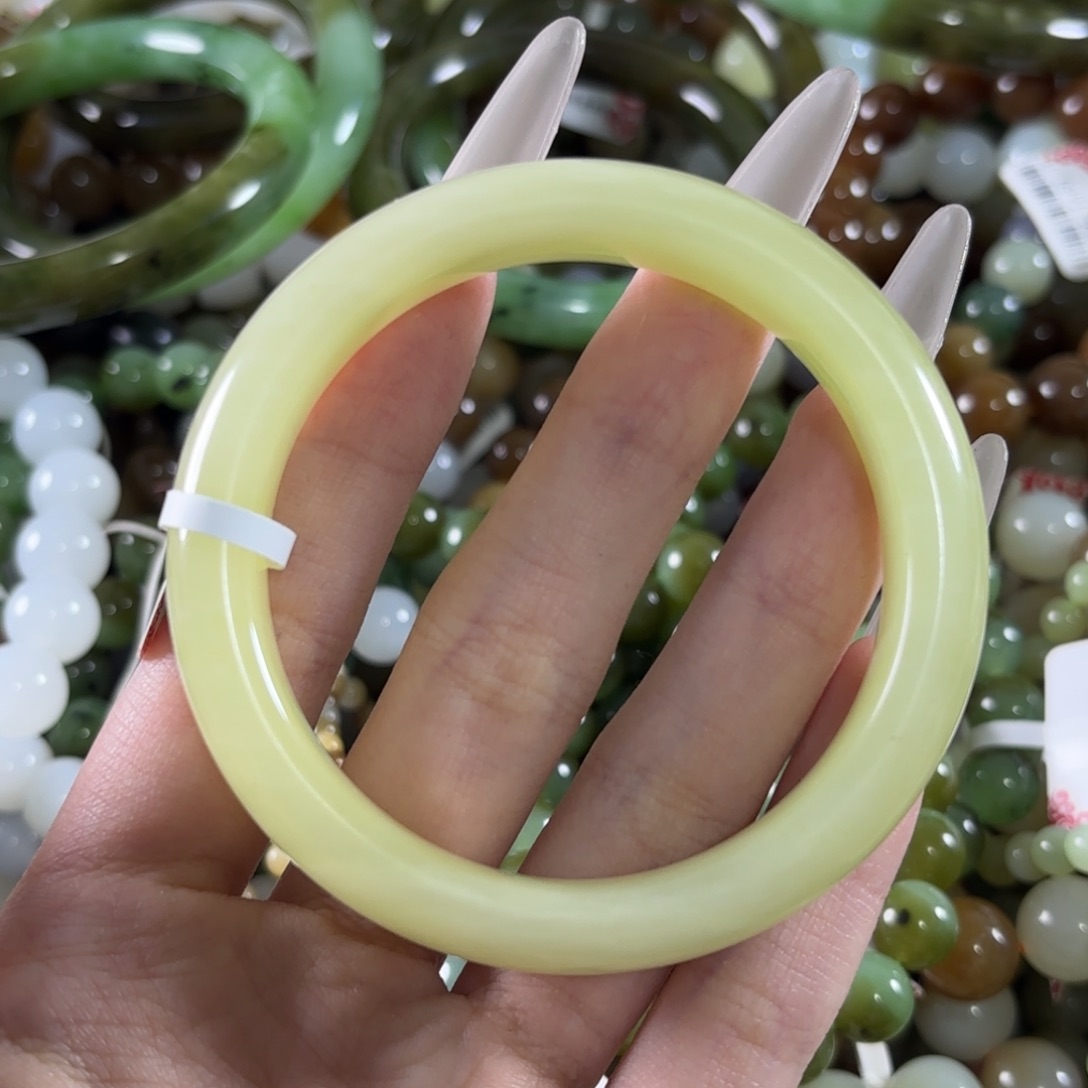 麦***菜未镶嵌手链和田玉拍3发1