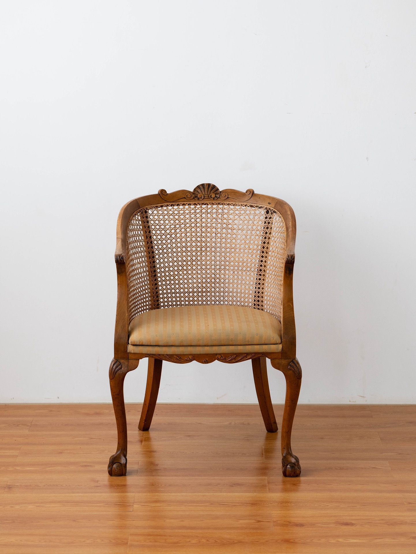 1900到1930年代奥地利古董扶手椅，好品相。长57纵48坐高47cm