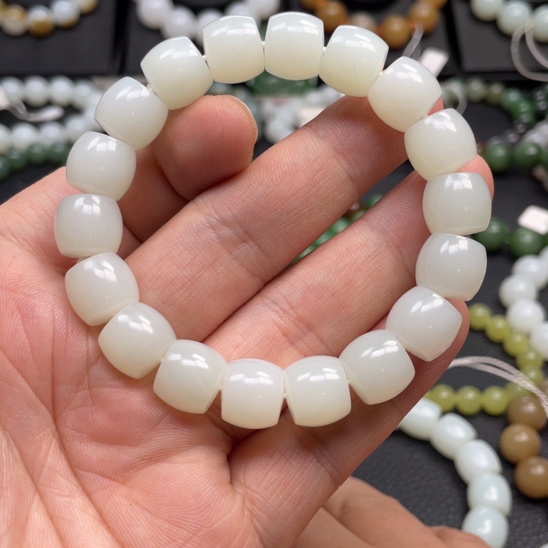 和田玉未镶嵌手链12