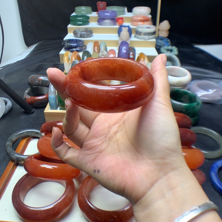 未镶嵌手镯石英质玉9**菲