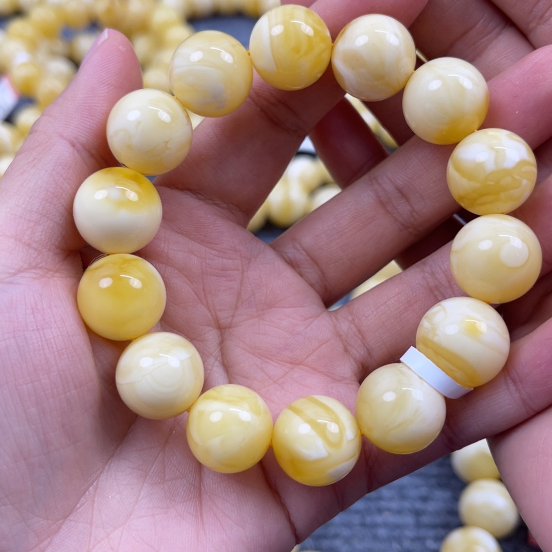 琥珀裸石未镶嵌尺寸15