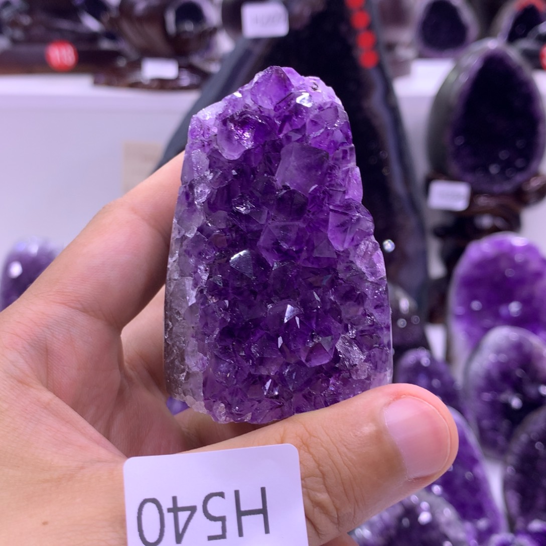 织绣乌拉圭紫水晶摆件540