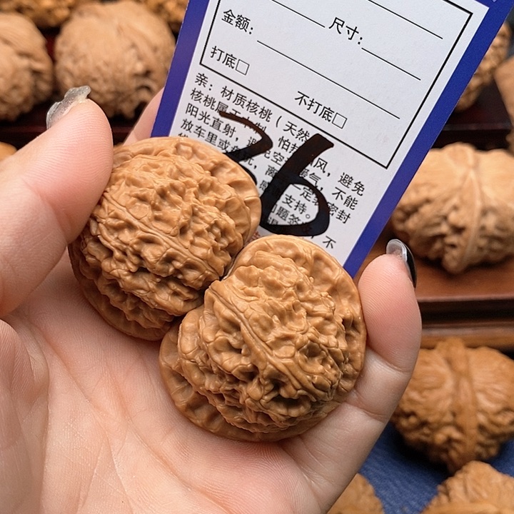 桃核吊坠白狮子头42