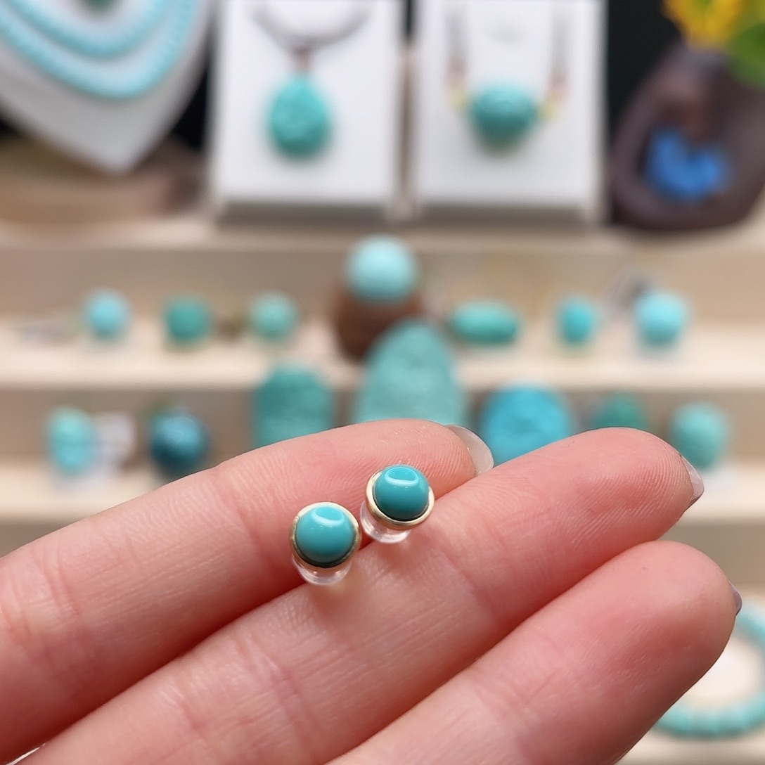 绿松石配饰18K金镶嵌