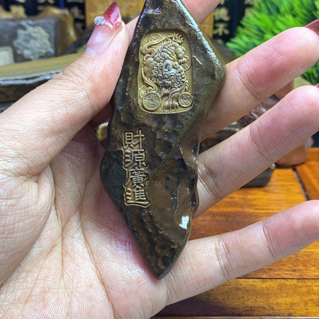 戈壁石2889558889665555