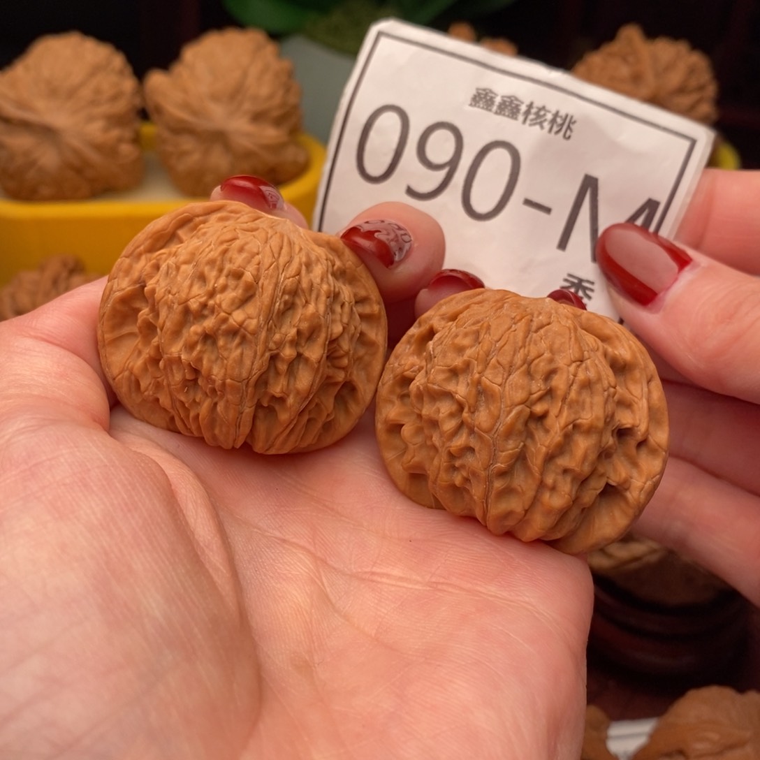 文玩核桃把件正磨40