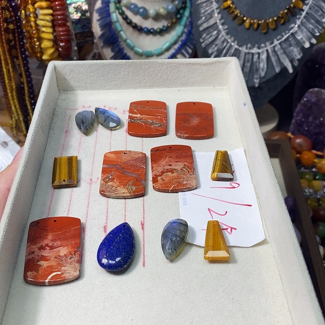 顾***】石英质玉未镶嵌，自选，