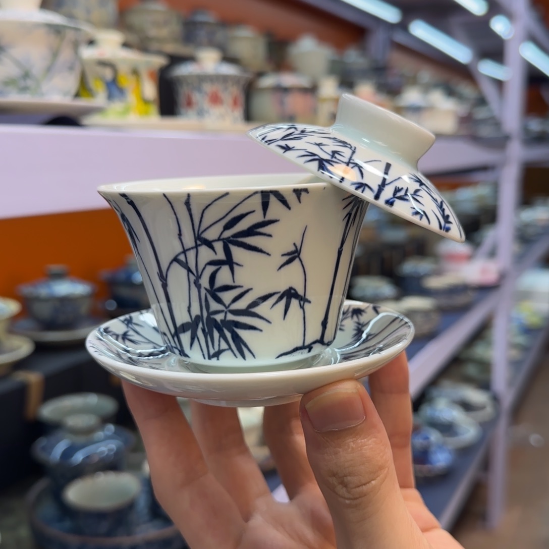 我在外面吃饭呢你在哪了