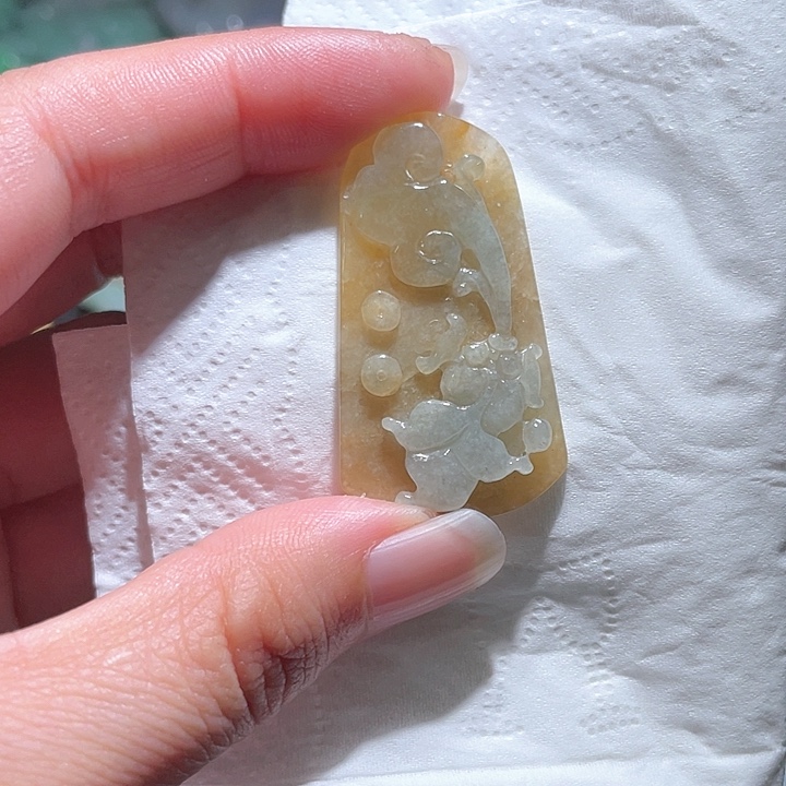 颈饰未镶嵌翡翠天