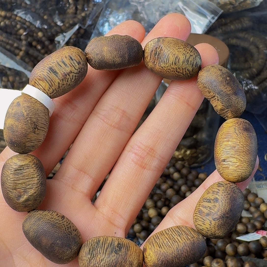 沉香手串留疤14克多样性发