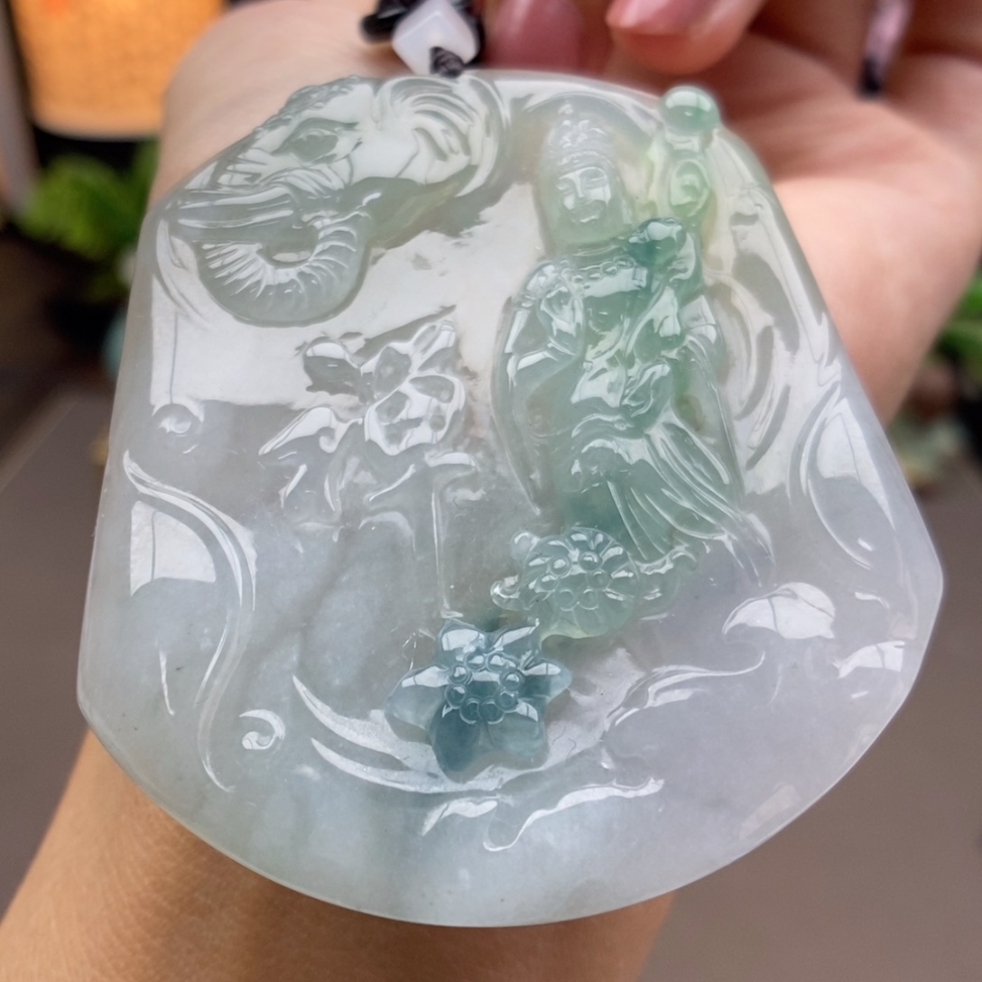 翡翠未镶嵌颈饰吊坠64