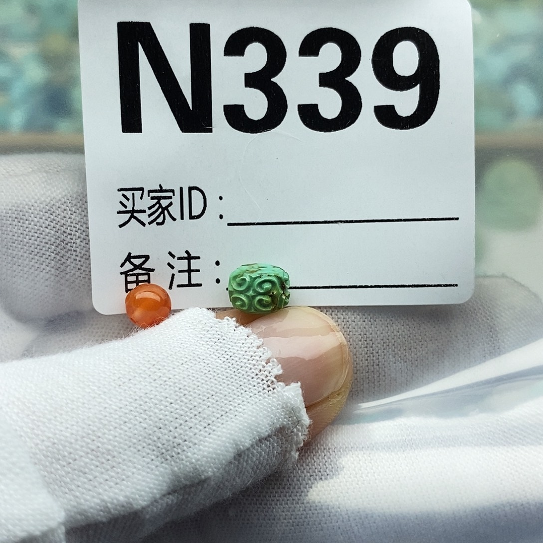 未镶嵌配饰南红玛瑙