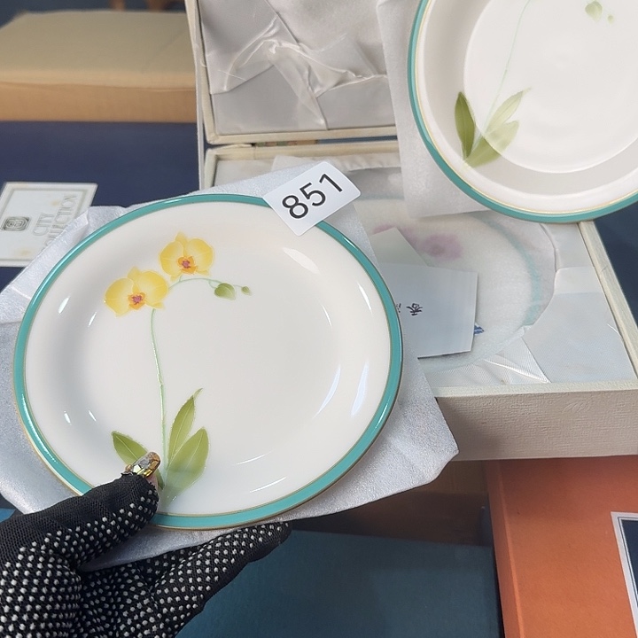 瓷片很好看的中皿