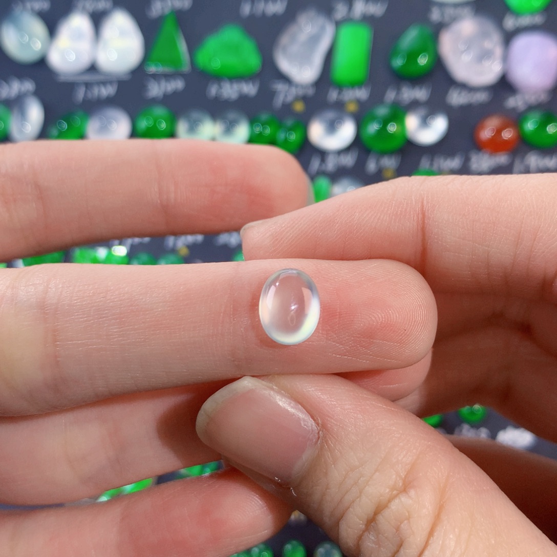 翡翠未镶嵌颈饰蛋面