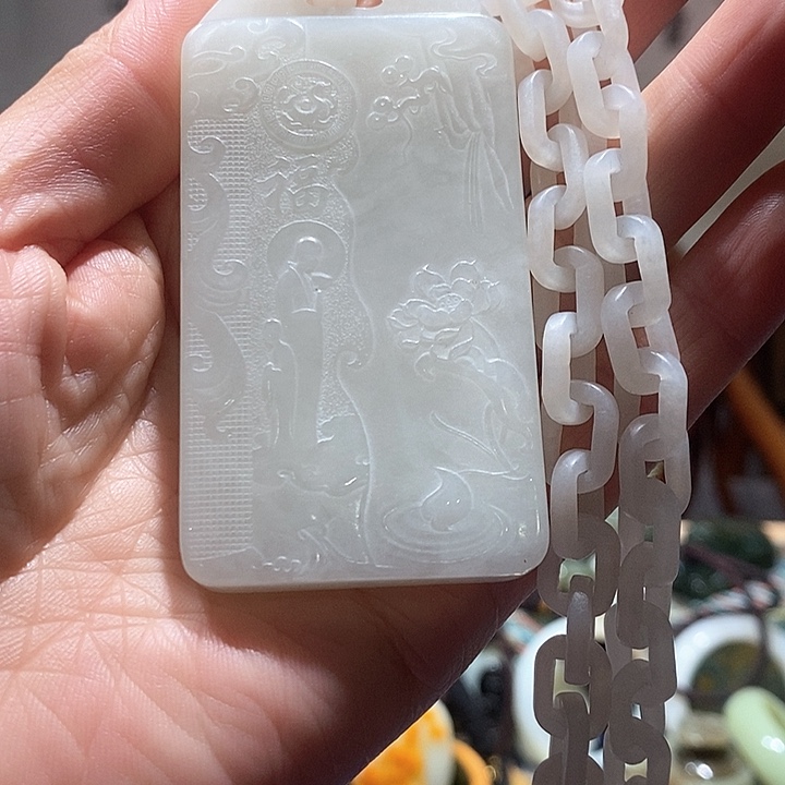 和田玉颈饰未镶嵌