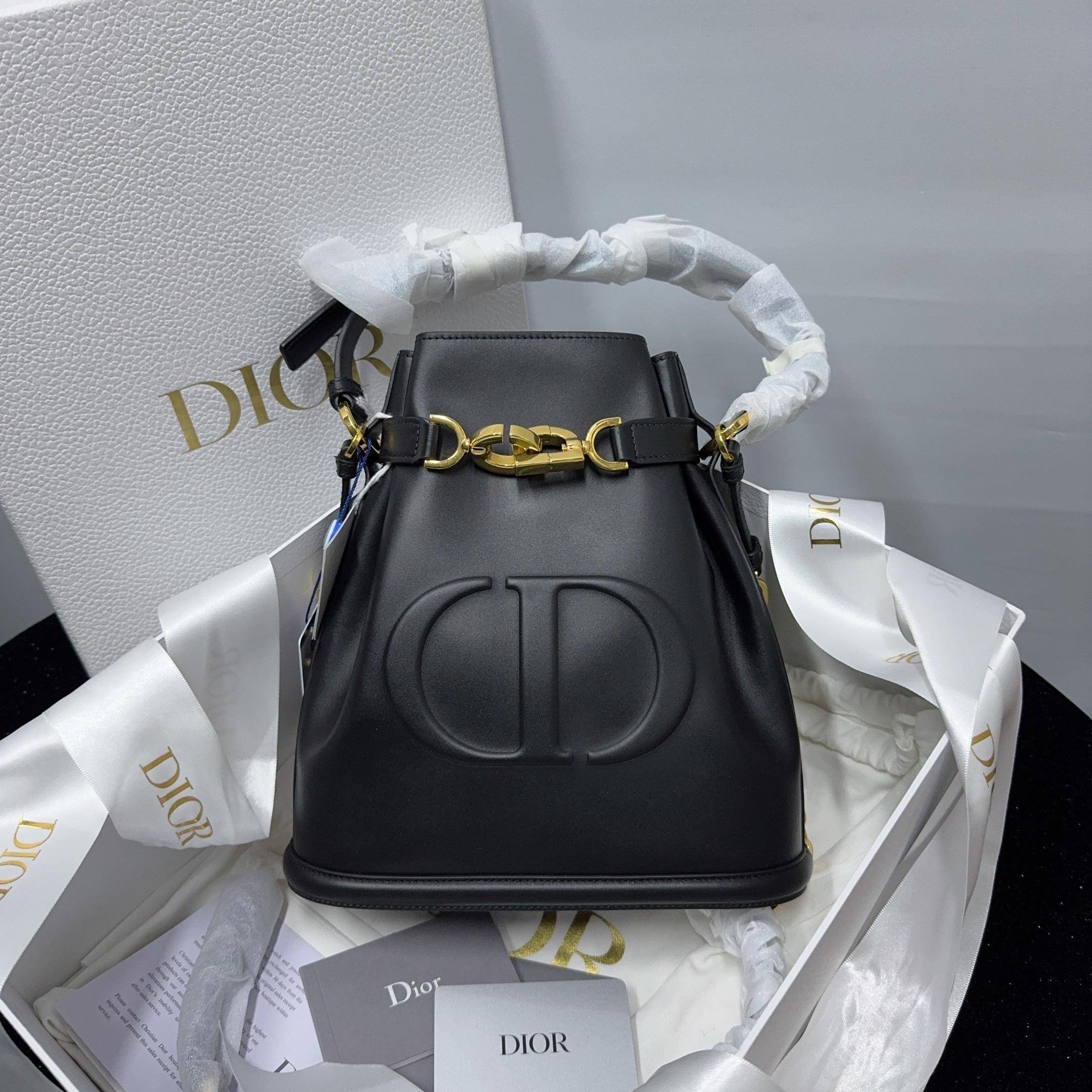 胖虎熙少/迪奥/95新/公价0/箱包/两用包/31T2501290065