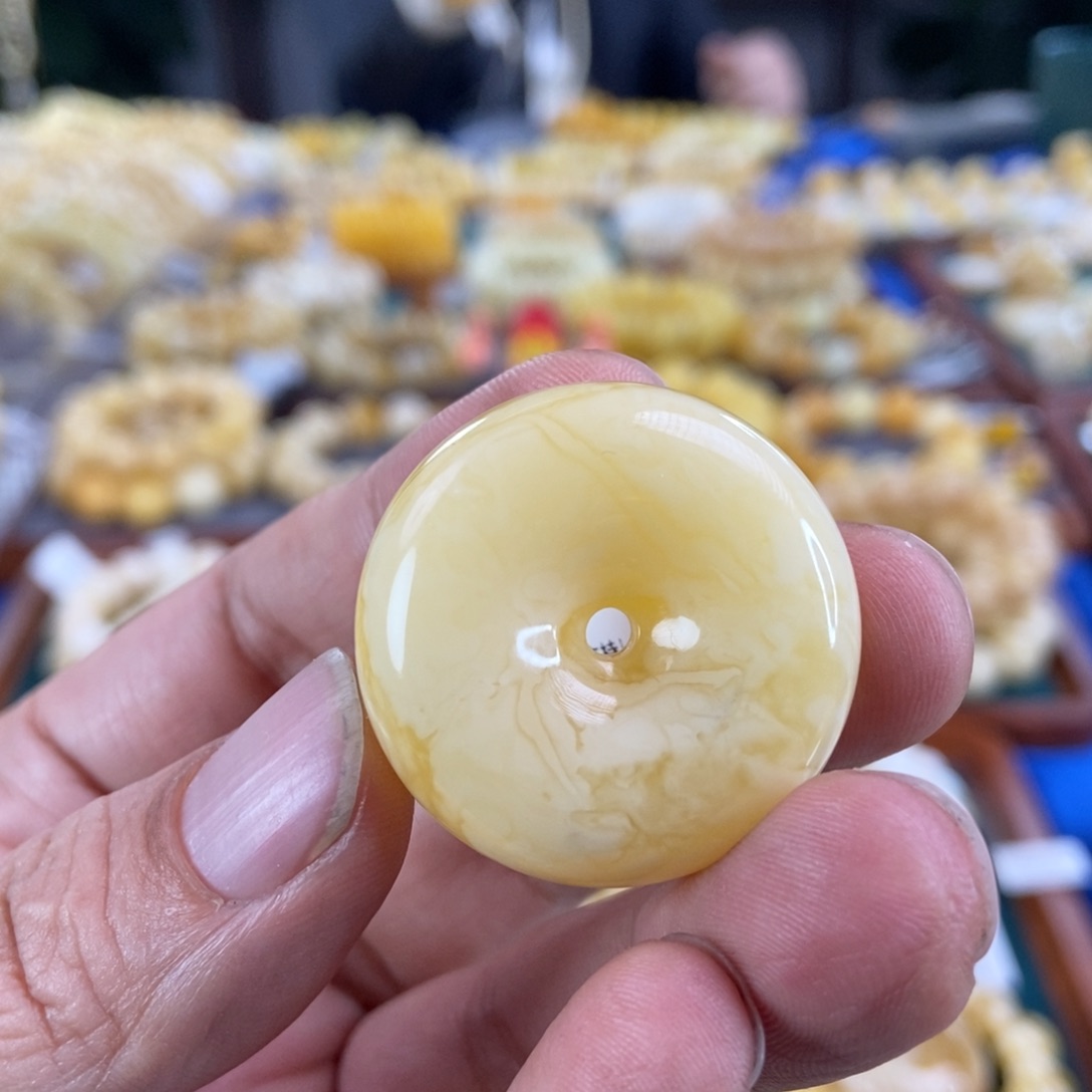 琥珀珠宝奇石未镶嵌白花蜜蜡平安扣9.92