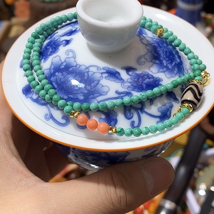 瓷器工艺精湛精巧