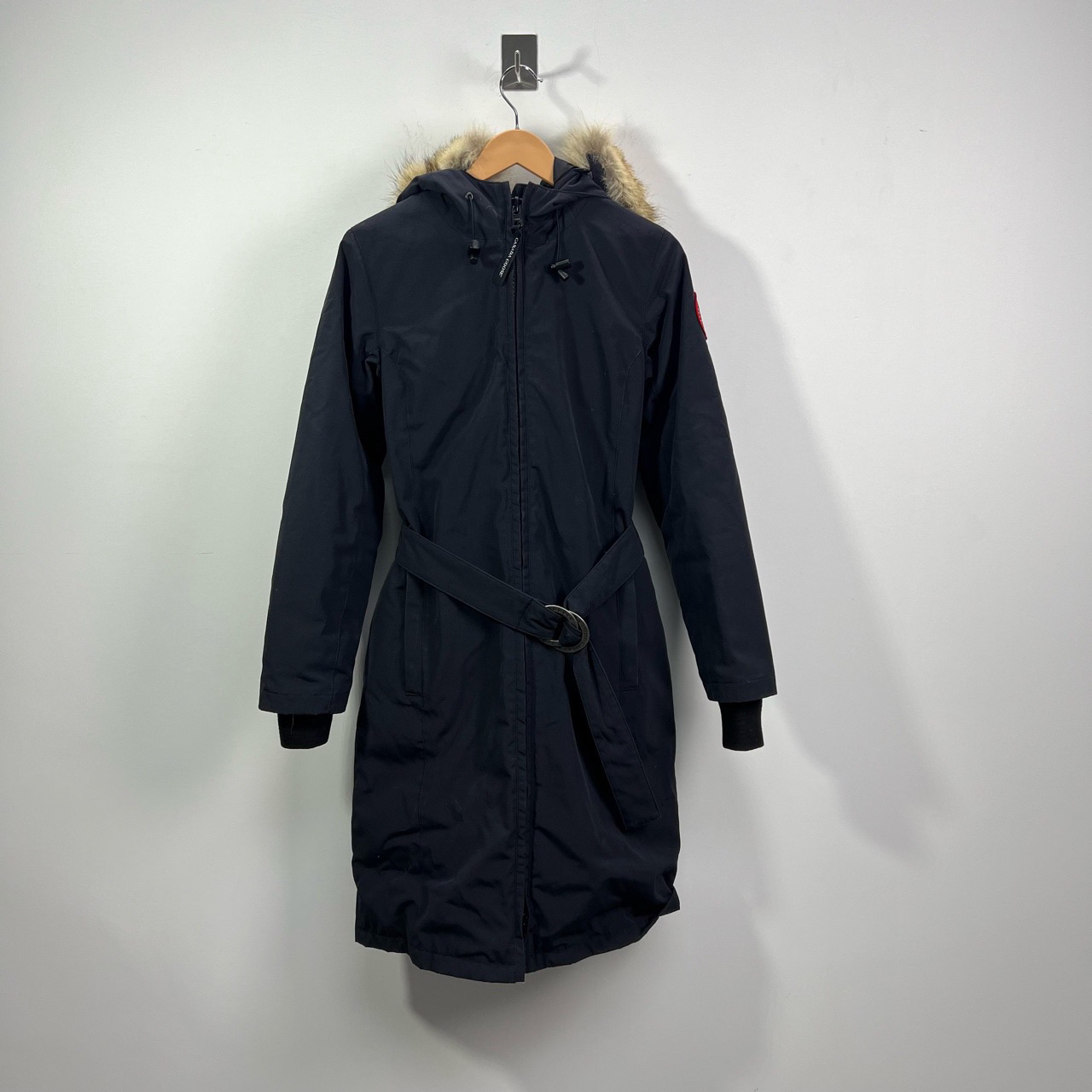 95新 加拿大鹅 黑色连帽羽绒服外套 准新 xs码 #2209