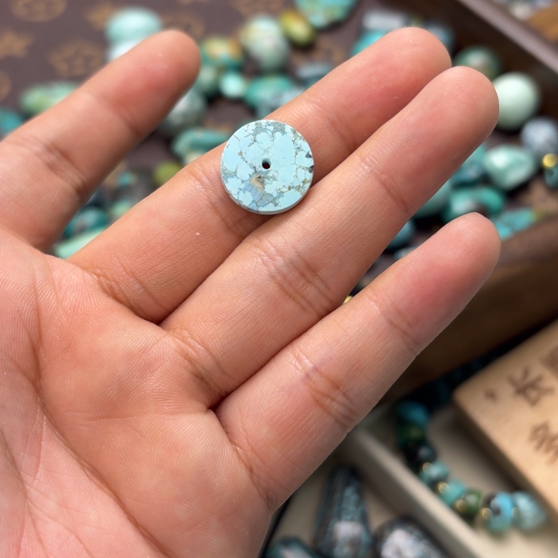 i***p南红玛瑙未镶嵌绿松石