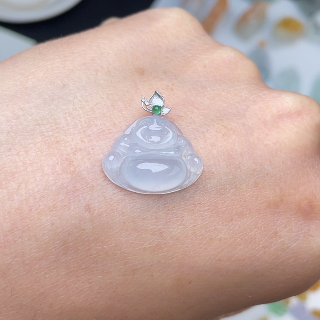 翡翠未镶嵌颈饰佛