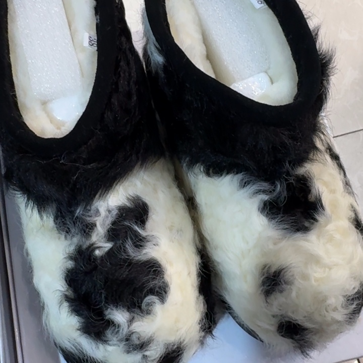 38码女士黑白花时尚